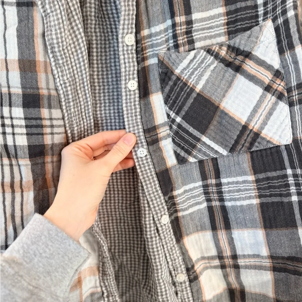 Aerie Gray/Beige 100% Cotton Checkered Shirt (size large) - Picture 3 of 9